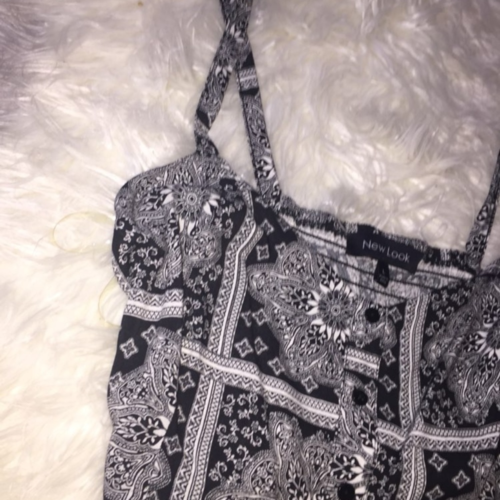 $14| Bandana Print Crop Top, Sz L *Brand New* - Picture 3 of 5